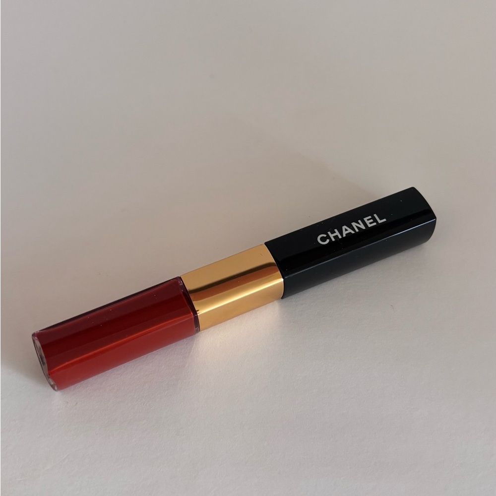 Chanel Le Rouge Duo Ultra Tenue in Burning Red